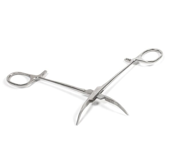 Зажим кровоостанавливающий зубчатый изогнутый №1 158мм З-69 ВП арт. 300-9