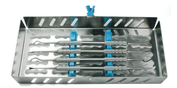 Набор инструментов для снятия зубных отложений из 4 предметов с традиционными ручками в стерилизаторе 4000-1 ЮП/UP